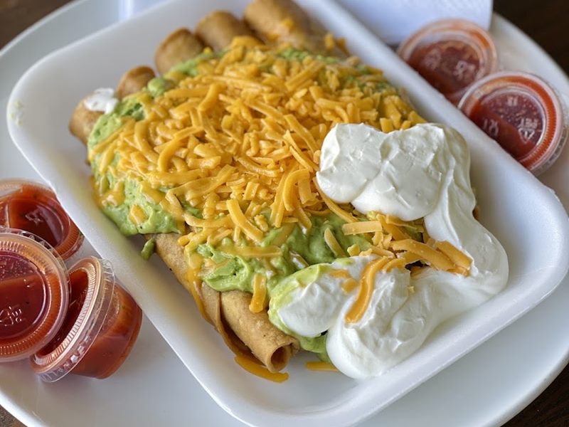 Los Taquitos Taco Shop food